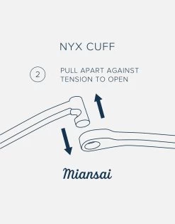 Nyx Cuff, Gold -Online Fashion Accessories 102 0197 color polishedgoldvermeil 06 7f02aa05 f2fc 41c8 b104 c2eca0b73626
