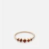 Echo Garnet Ring, 14k Gold -Online Fashion Accessories 104 0541 color red 01