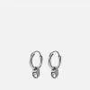 Pyper Huggie Earrings, Sterling Silver -Online Fashion Accessories 105 0439 color polishedsilver 01