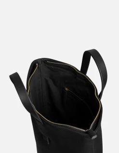 Slim Tote, Textured Black 8 Slim Tote, Textured Black -Online Fashion Accessories 120 0022 color black 03