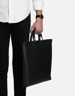Slim Tote, Textured Black 9 Slim Tote, Textured Black -Online Fashion Accessories 120 0022 color black 04